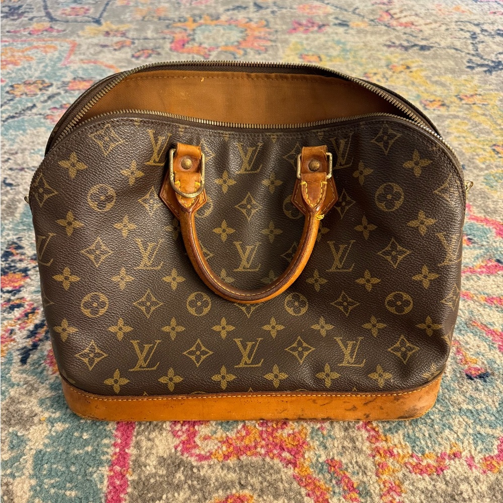 Louis Vuitton Monogram Alma PM Handbag - NEEDS REPAIR & TLC